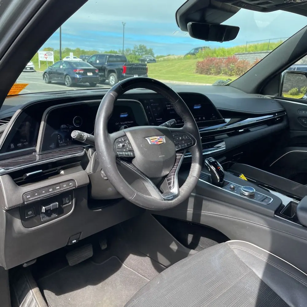 2023 Cadillac Escalade Sport
