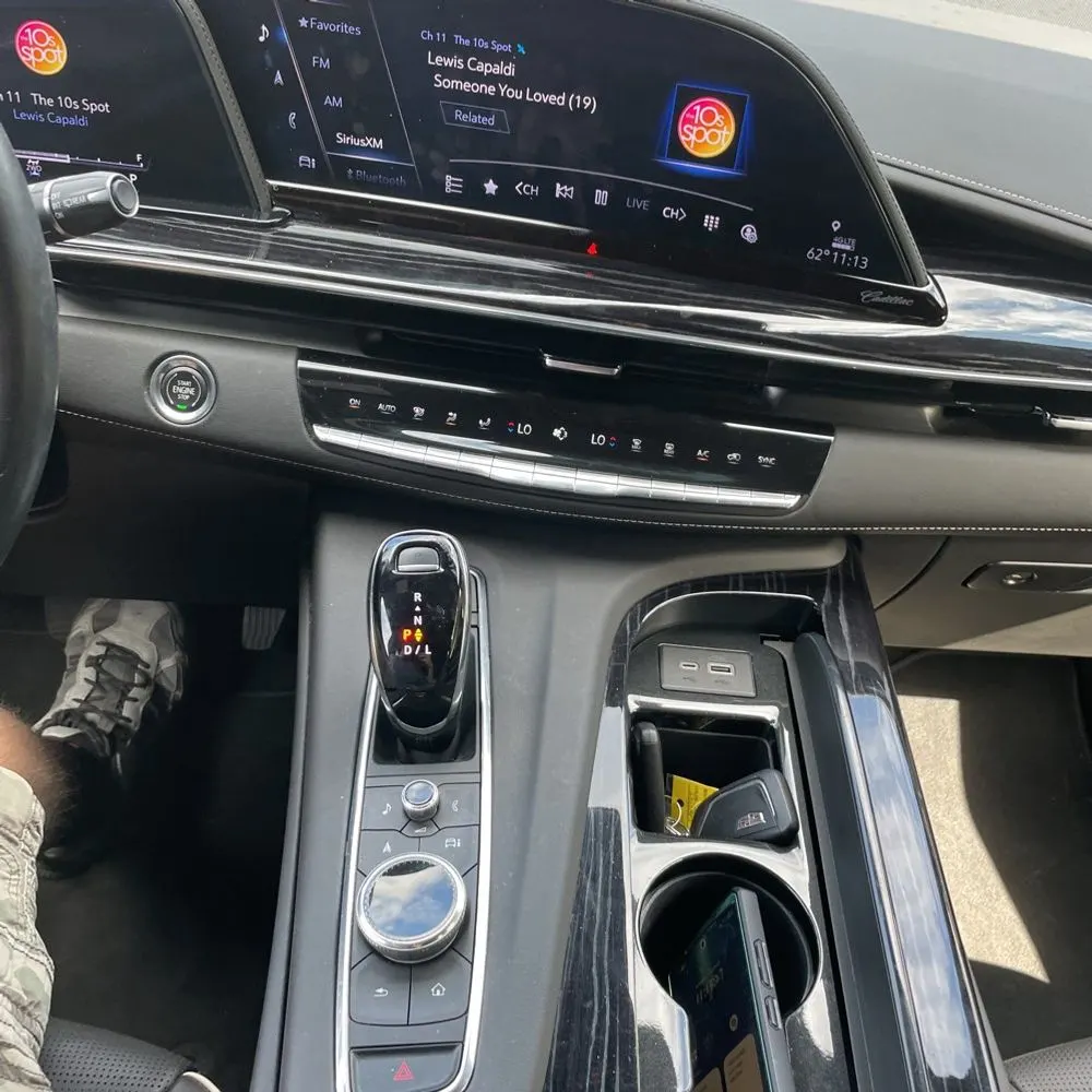 2023 Cadillac Escalade Sport