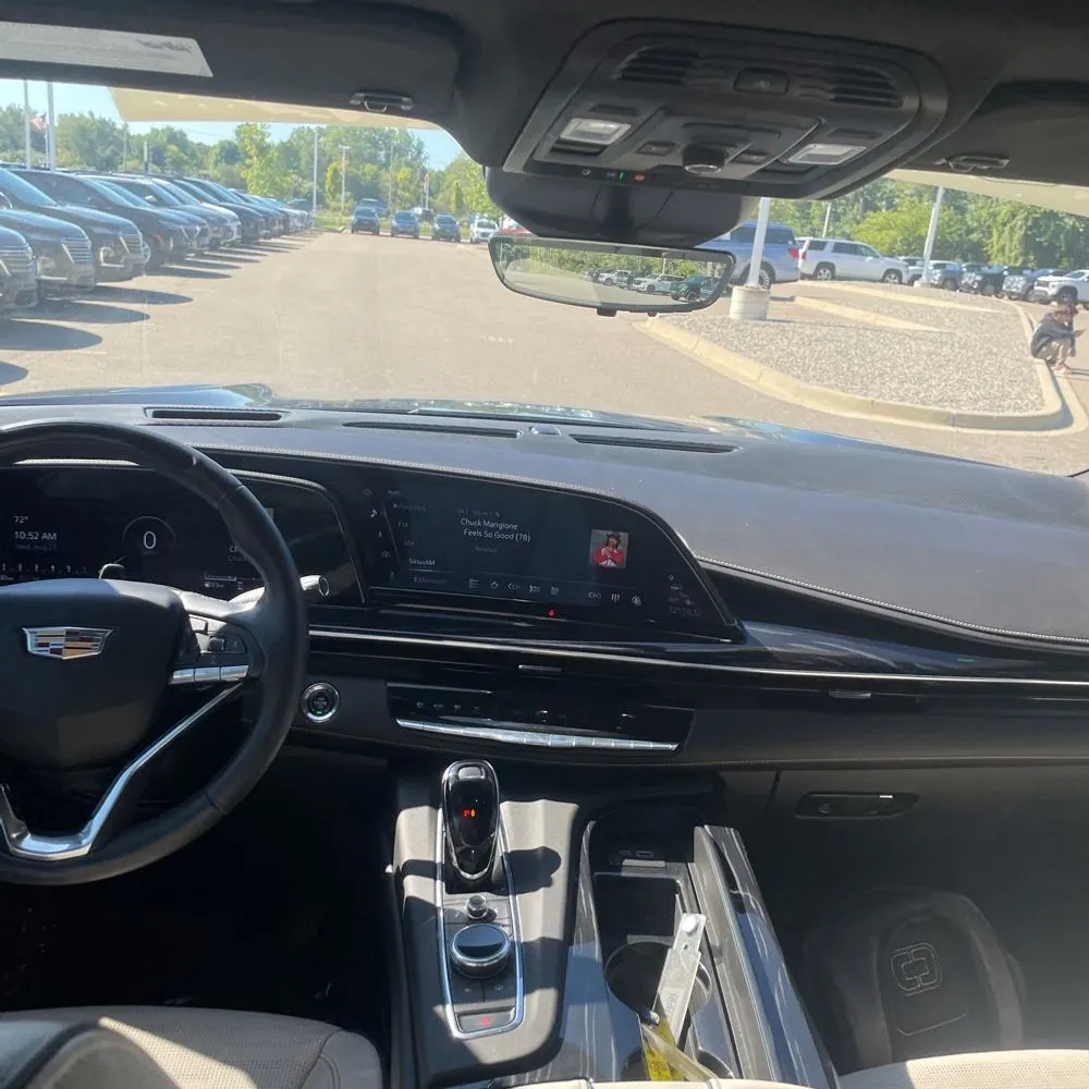 2023 Cadillac Escalade Sport