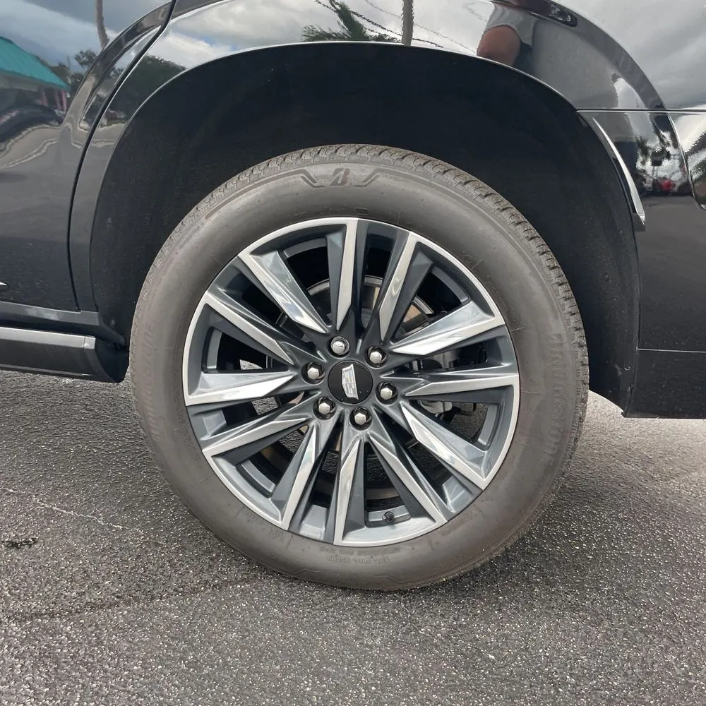 2024 Cadillac Escalade Sport
