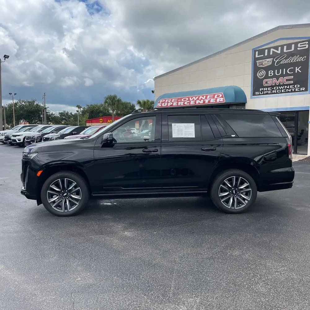 2024 Cadillac Escalade Sport