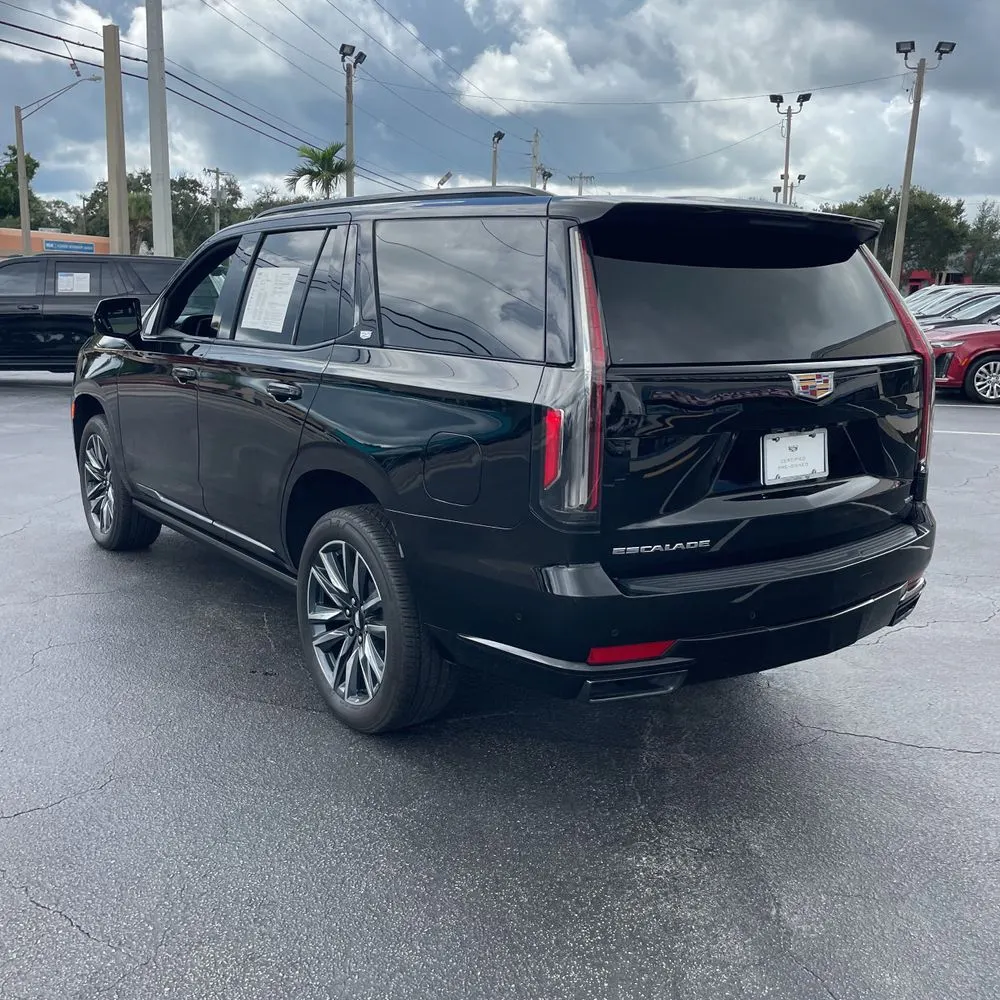 2024 Cadillac Escalade Sport