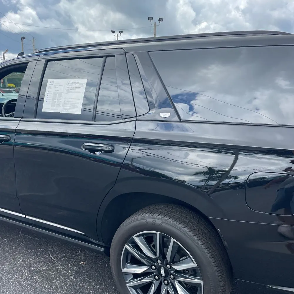 2024 Cadillac Escalade Sport