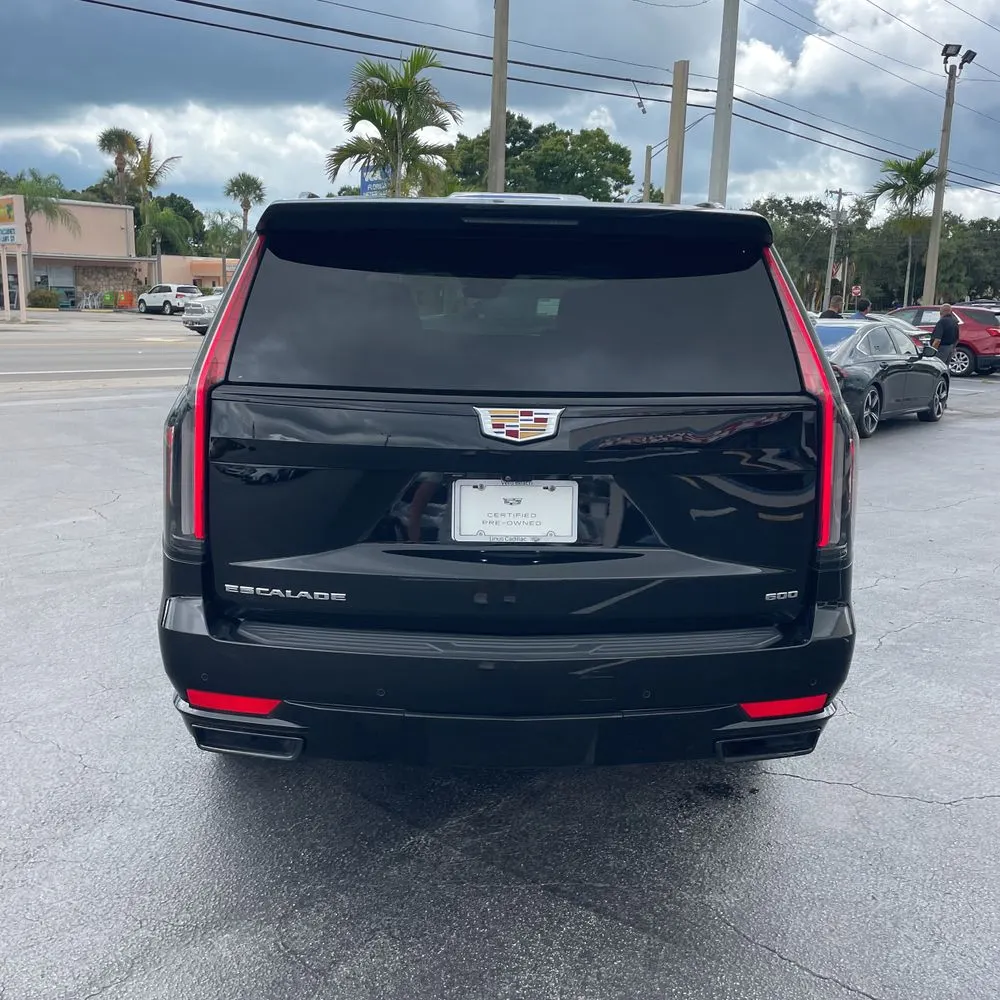 2024 Cadillac Escalade Sport