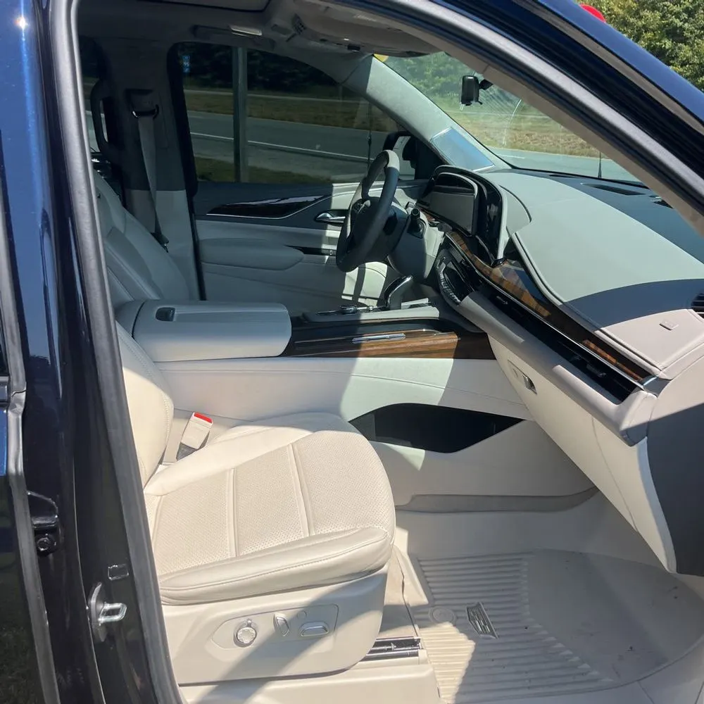 2024 Cadillac Escalade Sport Platinum