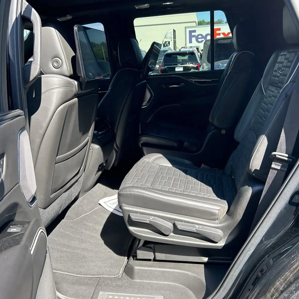 2021 Cadillac Escalade Sport Platinum