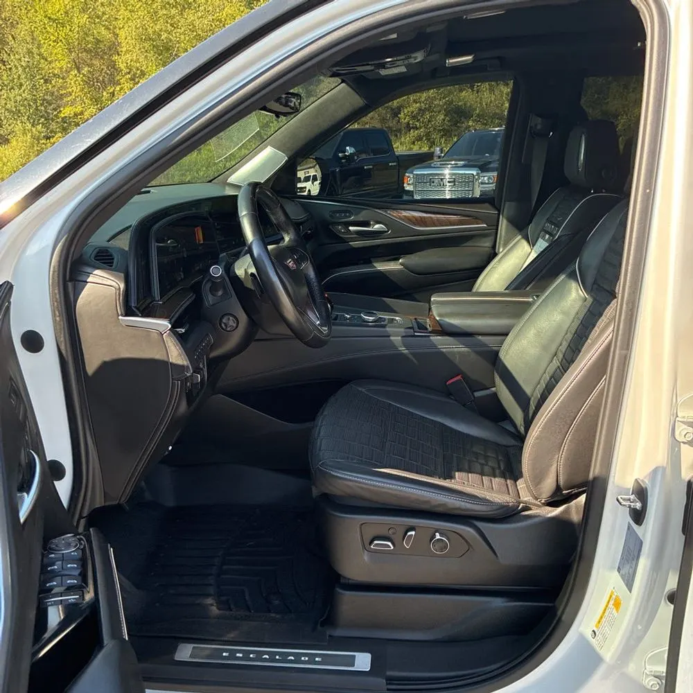 2021 Cadillac Escalade Sport Platinum