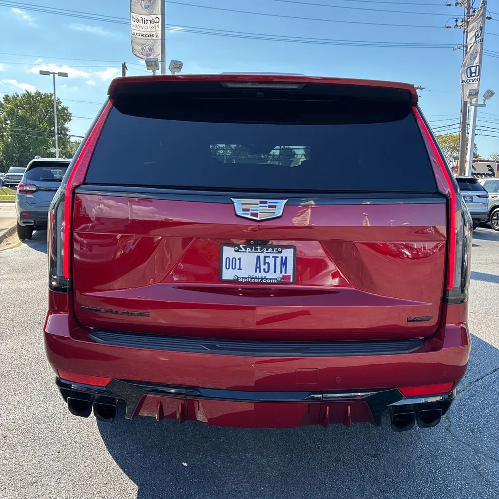 2023 Cadillac Escalade-V Base