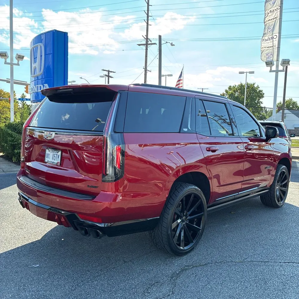 2023 Cadillac Escalade-V Base