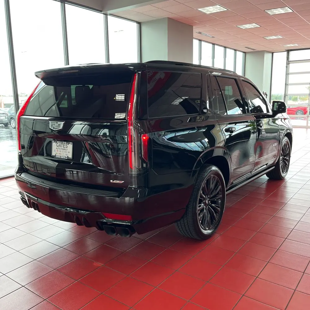 2023 Cadillac Escalade-V Base