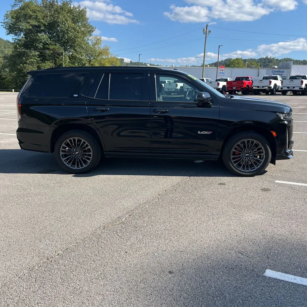 2023 Cadillac Escalade-V Base