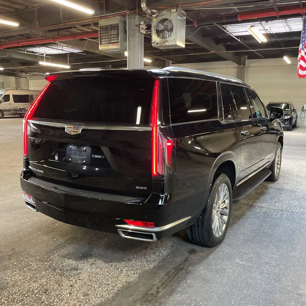 2023 Cadillac Escalade ESV Premium Luxury