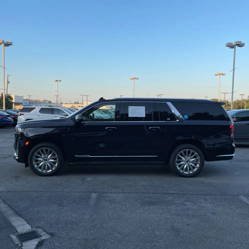 2024 Cadillac Escalade ESV Premium Luxury