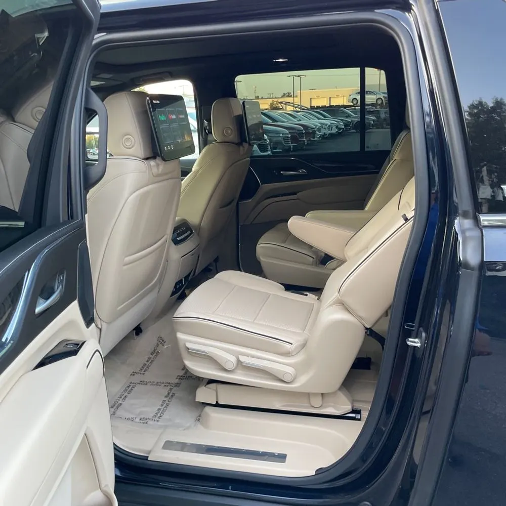 2024 Cadillac Escalade ESV Premium Luxury