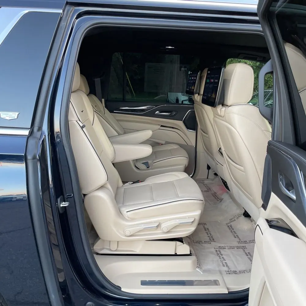 2024 Cadillac Escalade ESV Premium Luxury