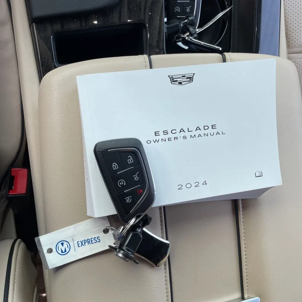 2024 Cadillac Escalade ESV Premium Luxury