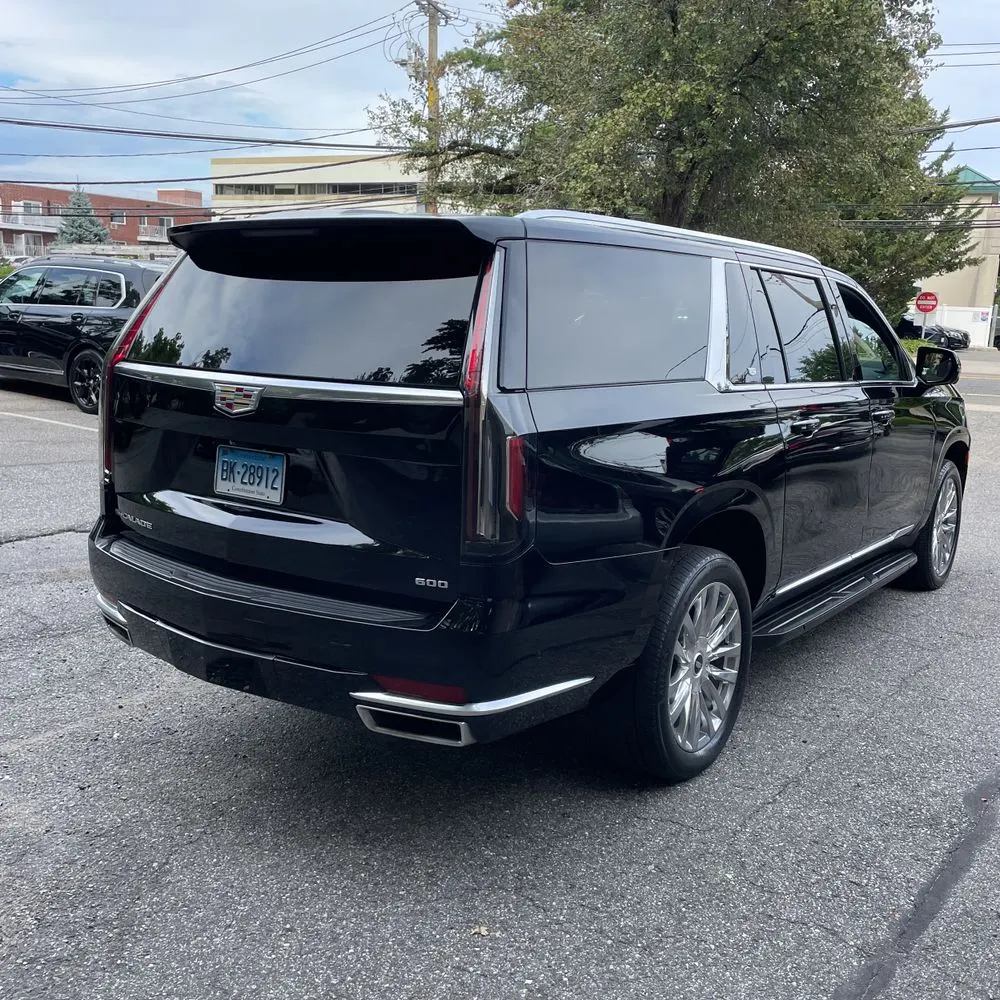 2022 Cadillac Escalade ESV Premium Luxury