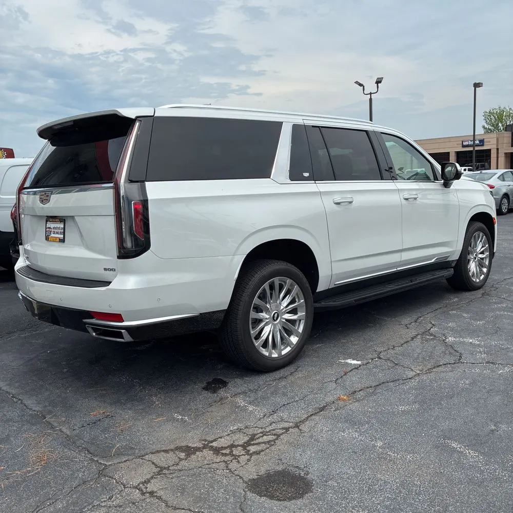 2023 Cadillac Escalade ESV Premium Luxury