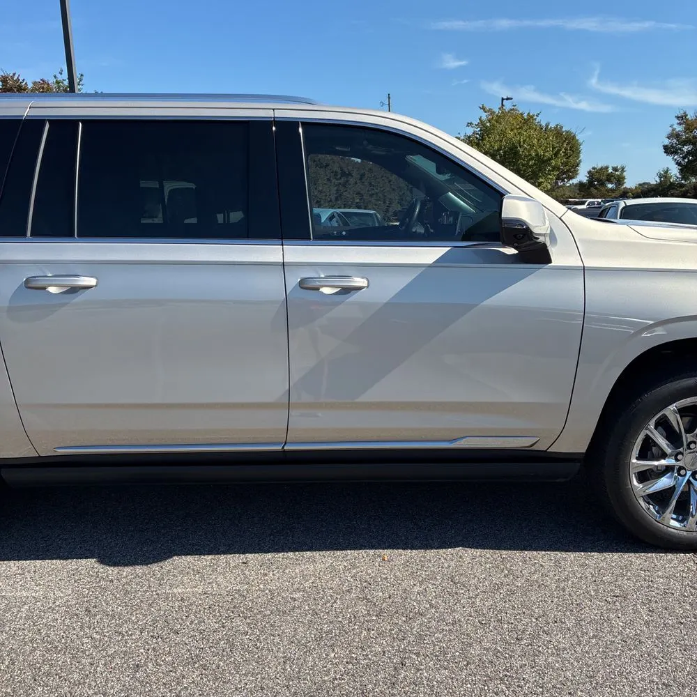 2023 Cadillac Escalade ESV Premium Luxury