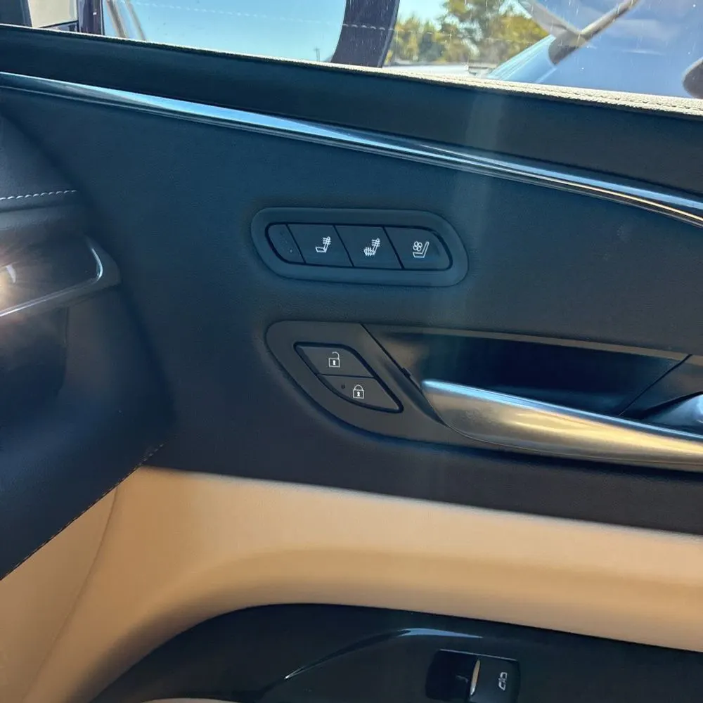 2023 Cadillac Escalade ESV Premium Luxury