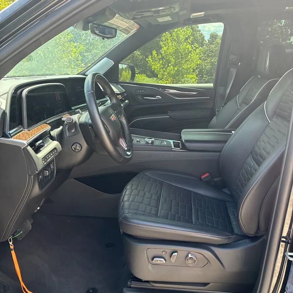 2024 Cadillac Escalade ESV Premium Luxury Platinum
