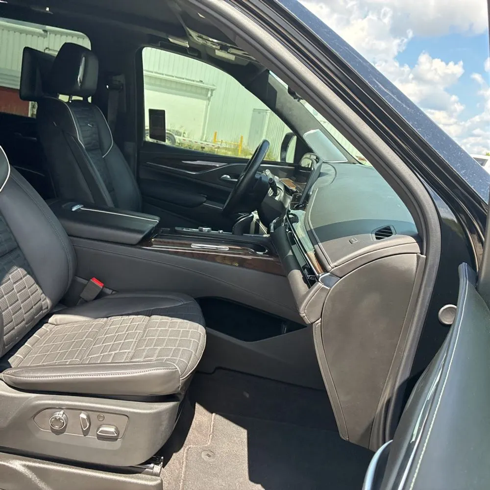 2024 Cadillac Escalade ESV Premium Luxury Platinum