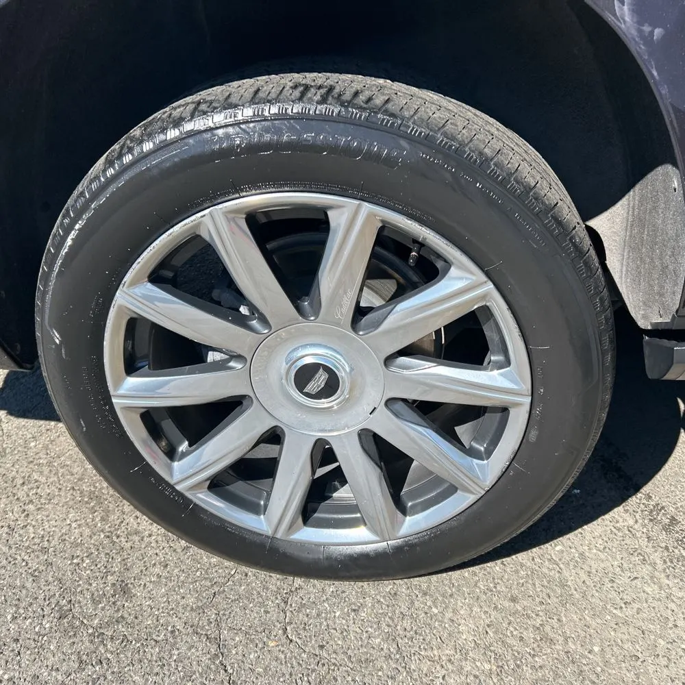 2023 Cadillac Escalade ESV Premium Luxury Platinum
