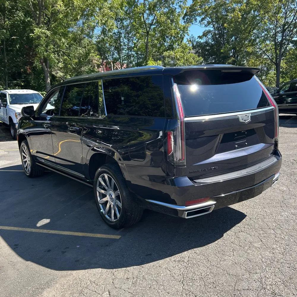2023 Cadillac Escalade ESV Premium Luxury Platinum