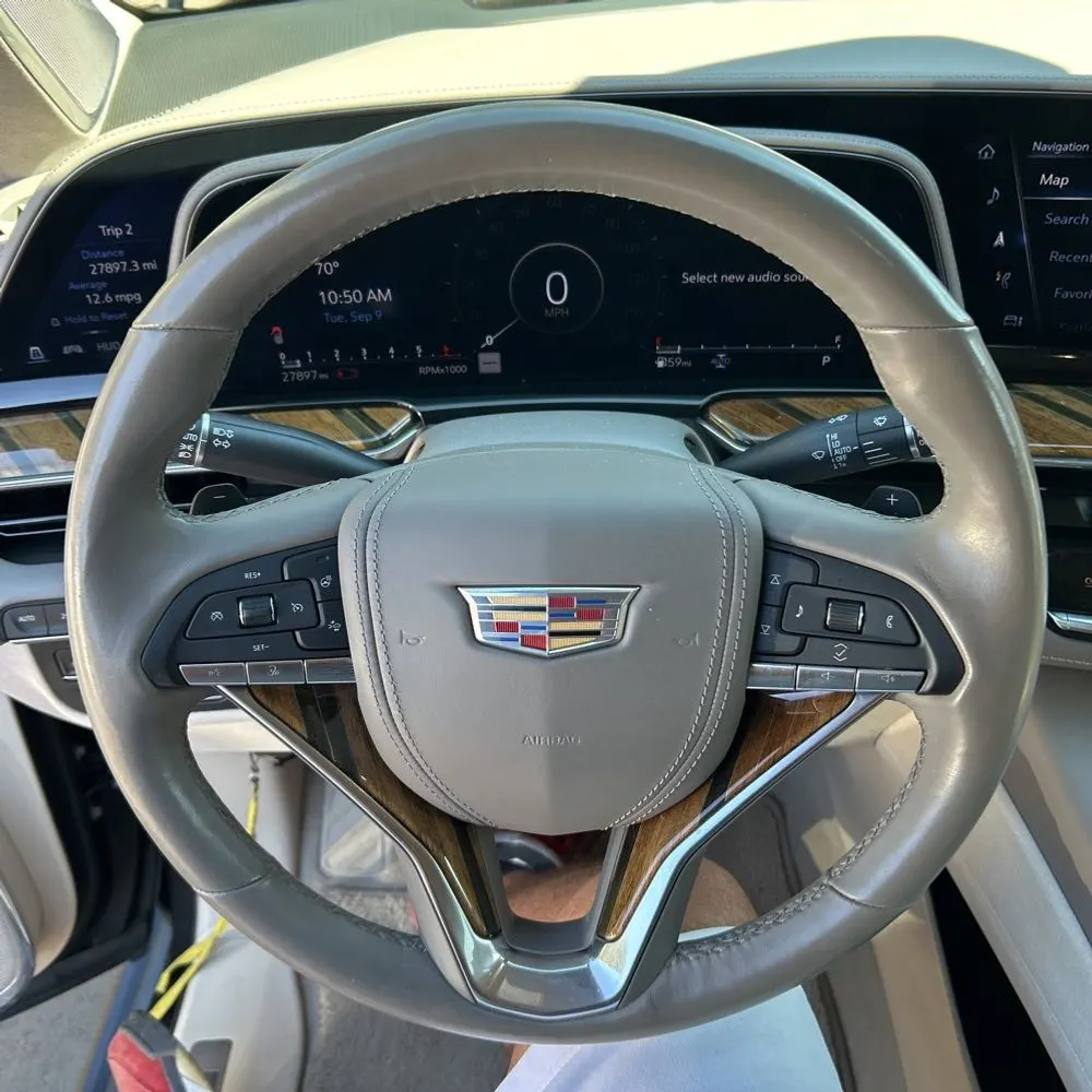 2023 Cadillac Escalade ESV Premium Luxury Platinum
