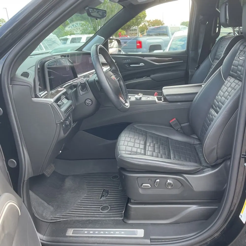 2024 Cadillac Escalade ESV Premium Luxury Platinum