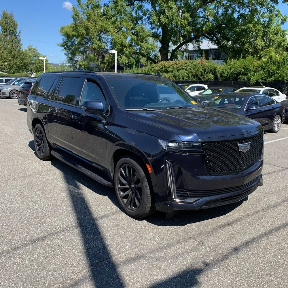 2023 Cadillac Escalade ESV Sport