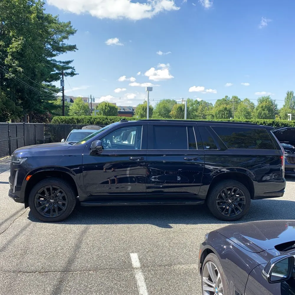 2023 Cadillac Escalade ESV Sport