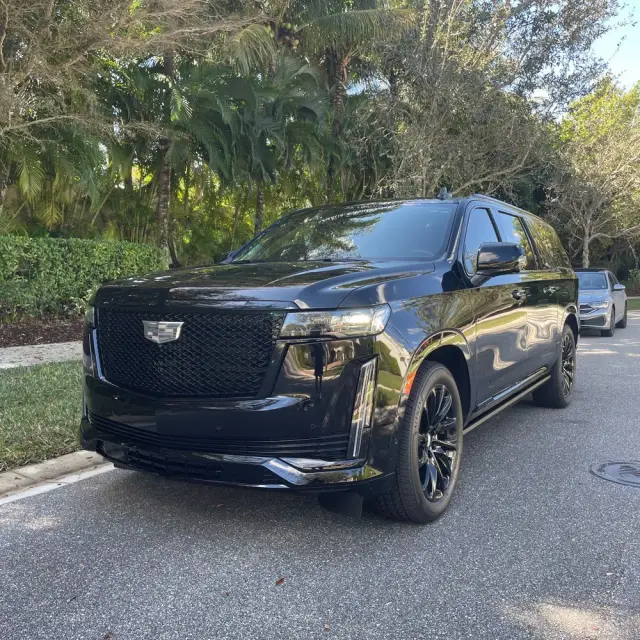 2024 Cadillac Escalade ESV Sport