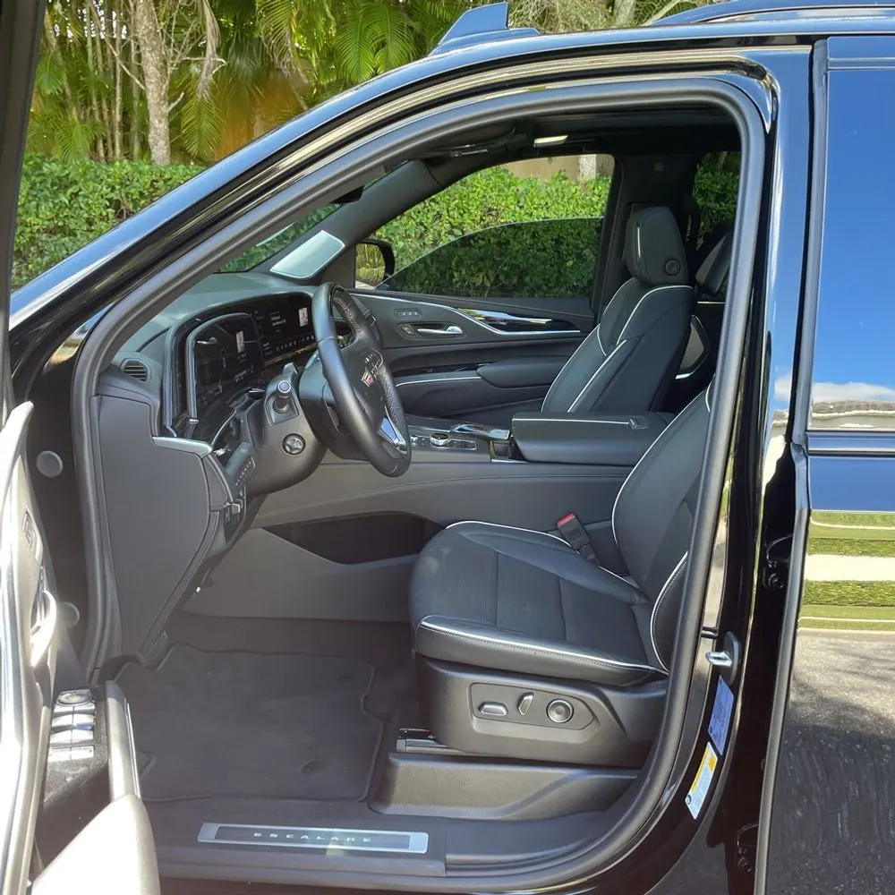 2024 Cadillac Escalade ESV Sport
