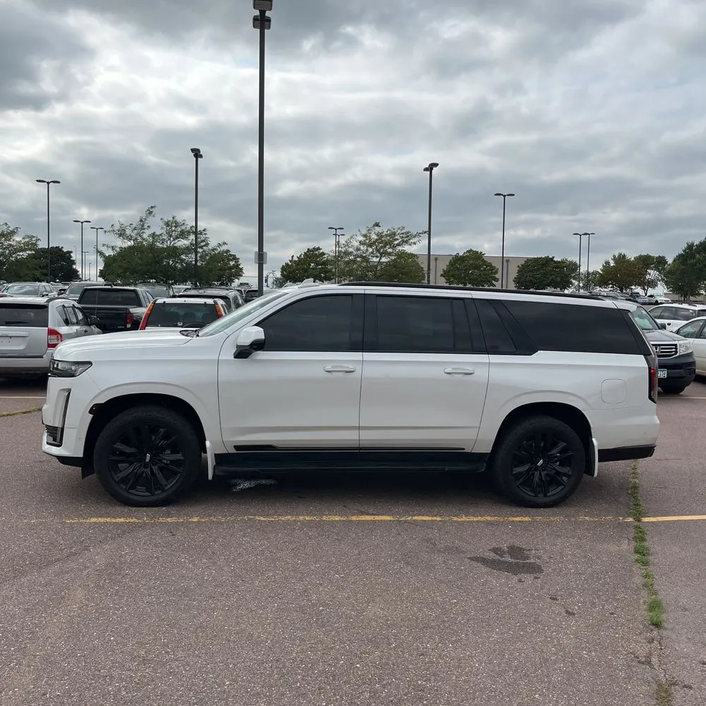 2023 Cadillac Escalade ESV Sport Platinum