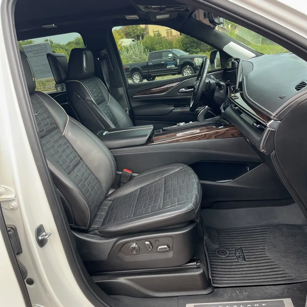 2023 Cadillac Escalade ESV Sport Platinum