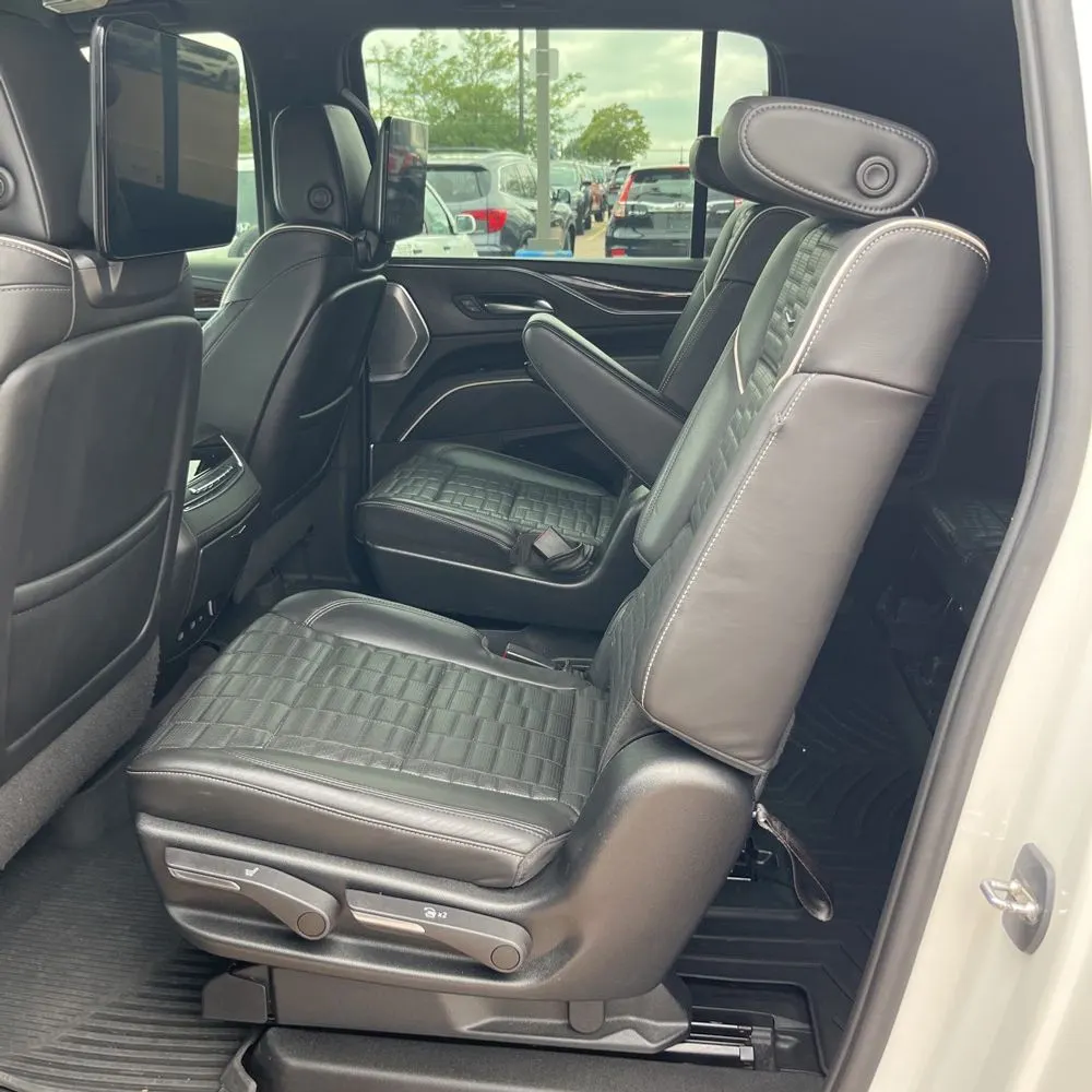 2023 Cadillac Escalade ESV Sport Platinum
