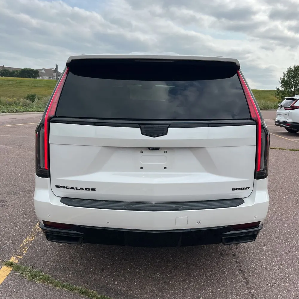 2023 Cadillac Escalade ESV Sport Platinum