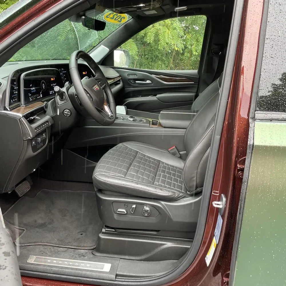 2023 Cadillac Escalade ESV Sport Platinum