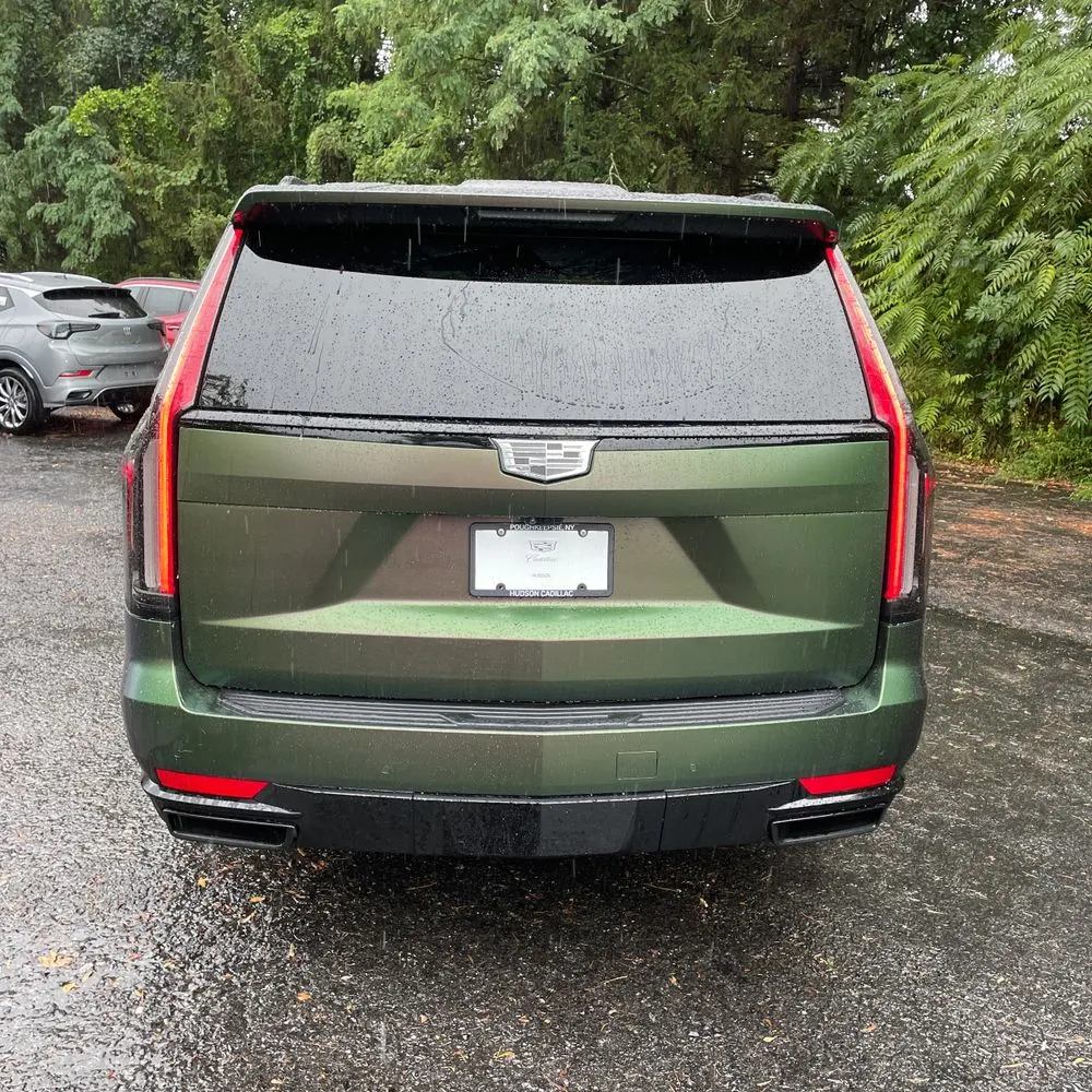 2023 Cadillac Escalade ESV Sport Platinum