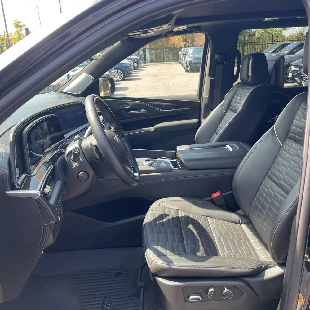 2024 Cadillac Escalade ESV Sport Platinum
