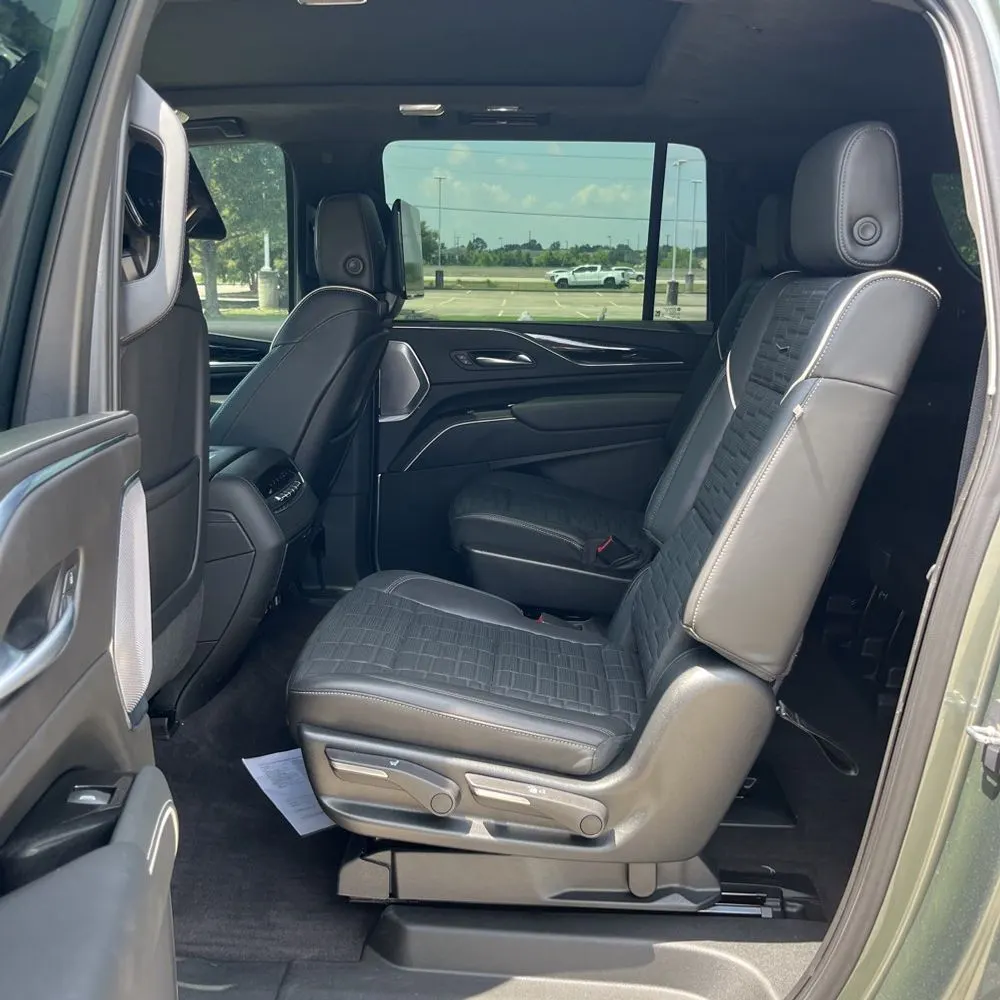 2023 Cadillac Escalade-V ESV Base