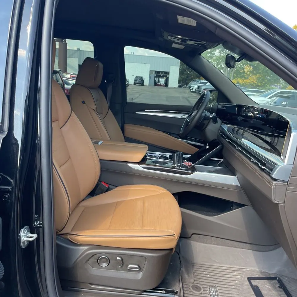 2025 Cadillac Escalade Premium Luxury