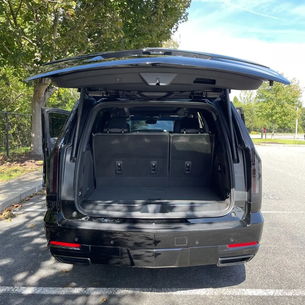 2025 Cadillac Escalade Sport