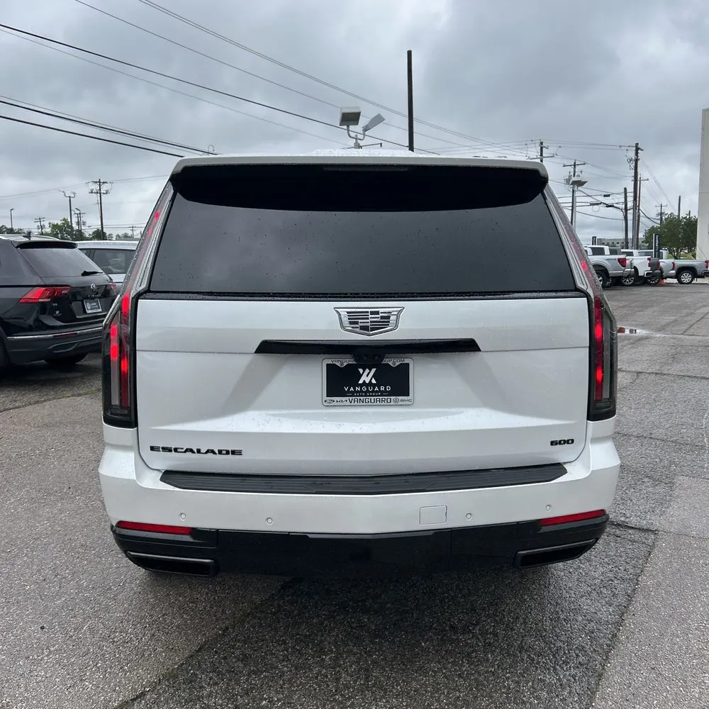 2025 Cadillac Escalade Sport Platinum