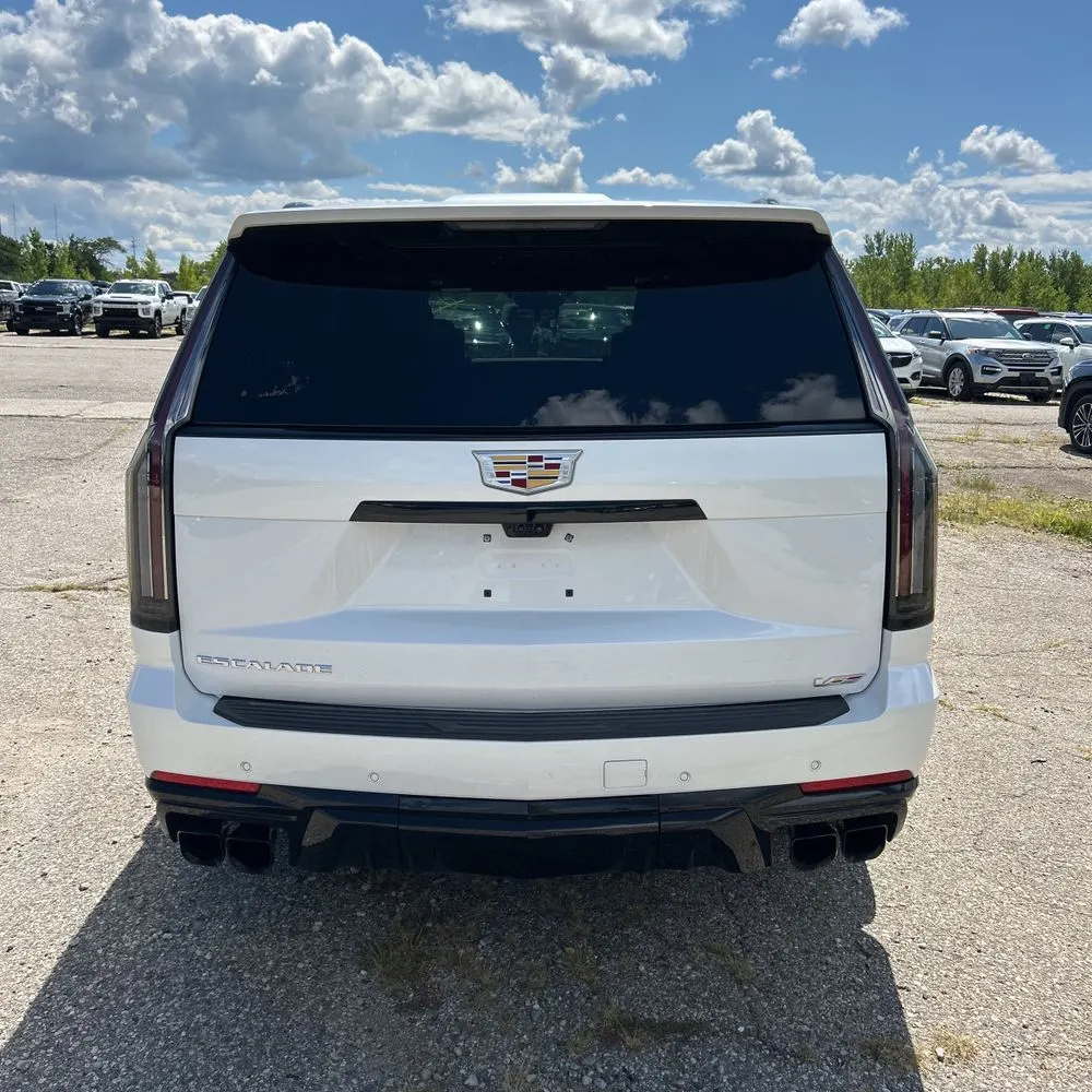 2025 Cadillac Escalade V-Sport