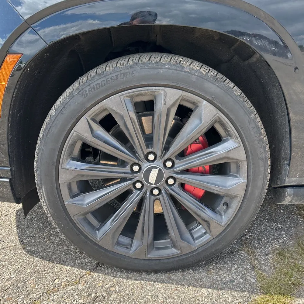 2025 Cadillac Escalade V-Sport