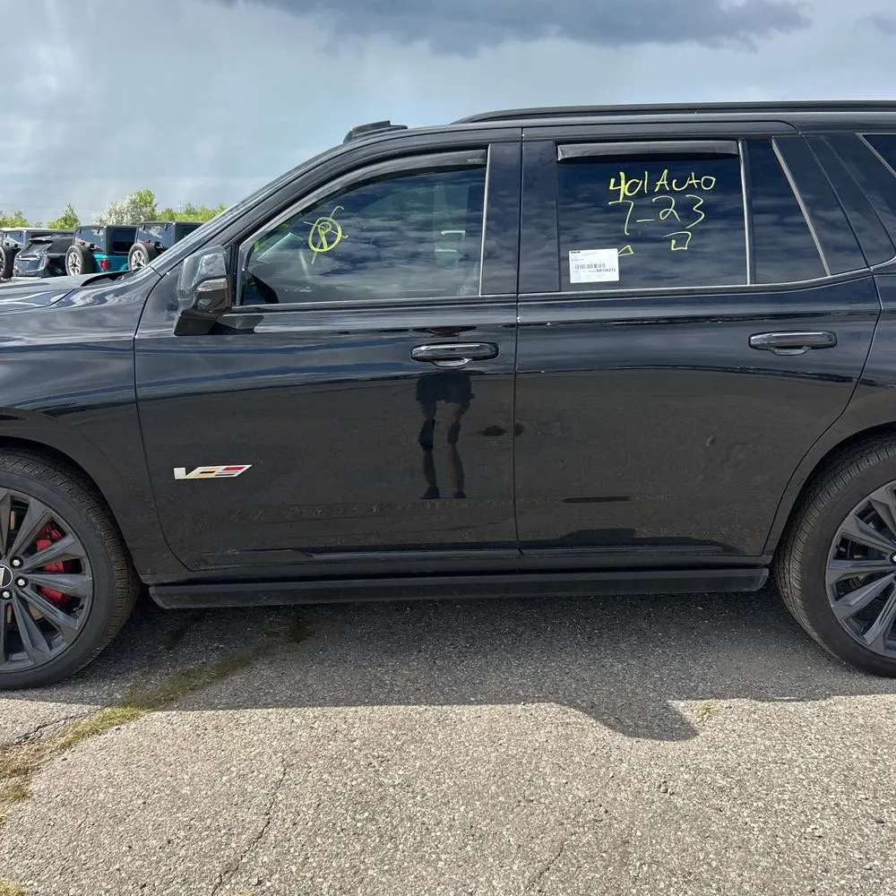 2025 Cadillac Escalade V-Sport
