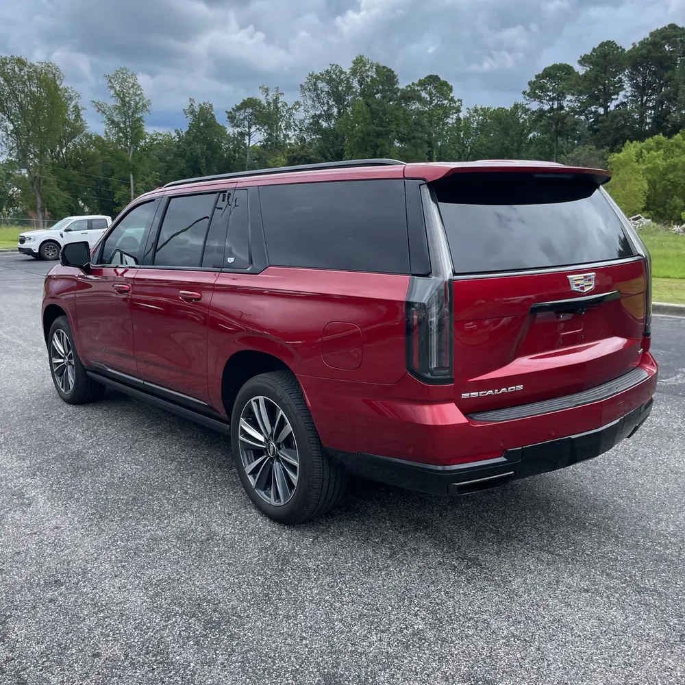 2025 Cadillac Escalade ESV Sport