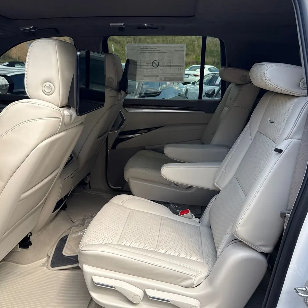 2025 Cadillac Escalade ESV Sport Platinum